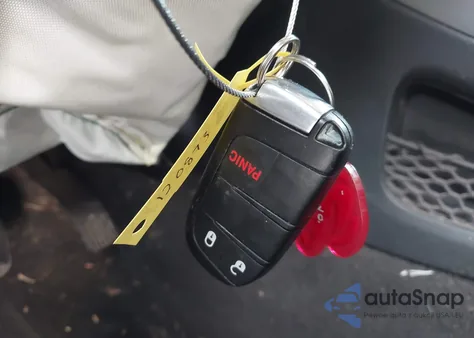 2020 Dodge Journey Se Value from USA, damaged, VIN 3C4PDCAB1LT213681